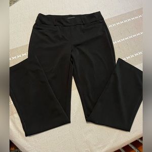 NY-CC Black dress slacks. Straight leg, size 10